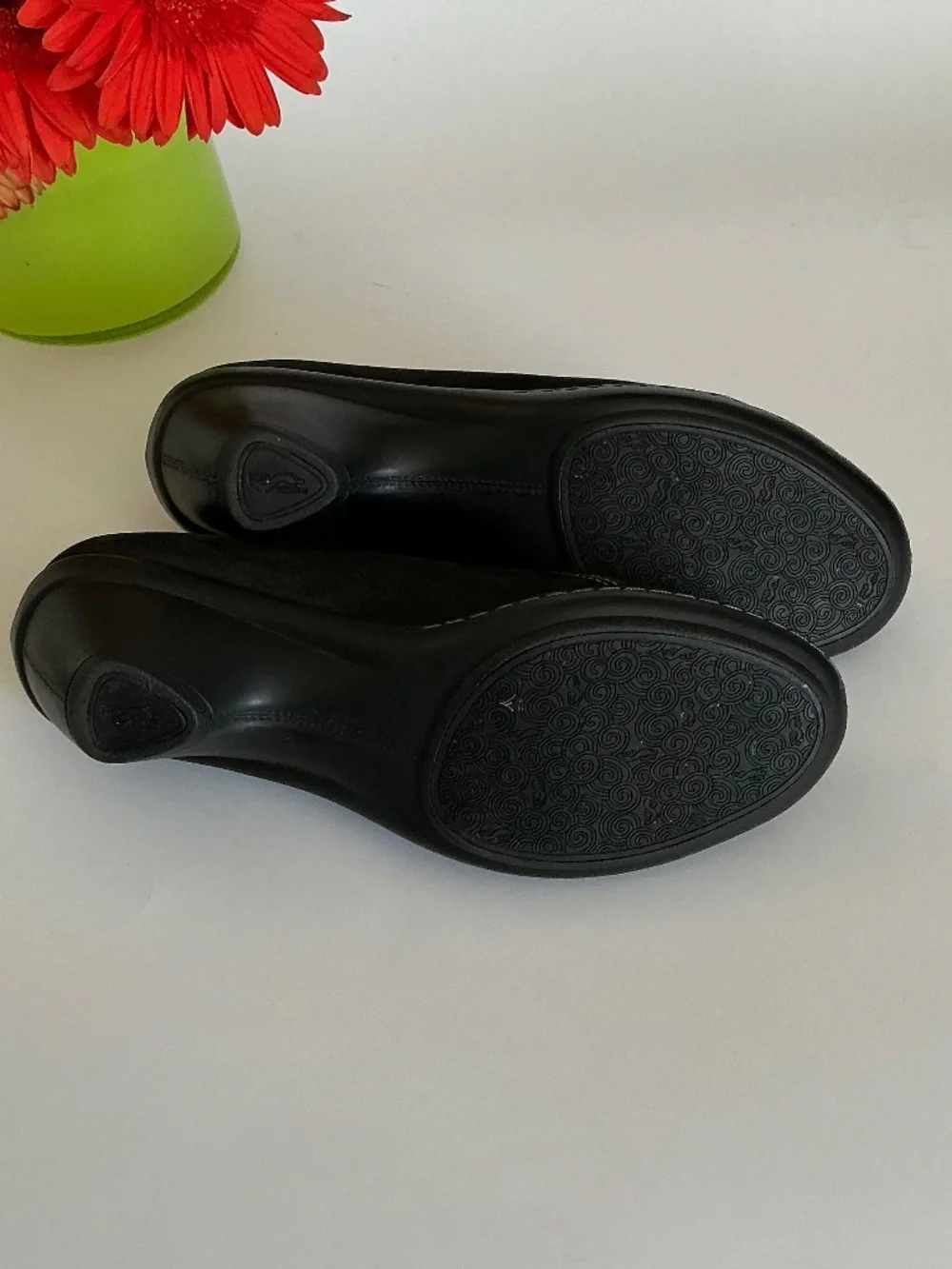 SoftWalk Black Suede Leather Wedge Comfort Sip On Shoes Size 7M EUC
